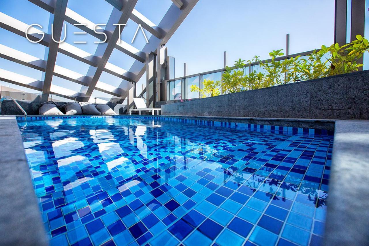 Sparkle Tower, Dubai Marina Exterior photo