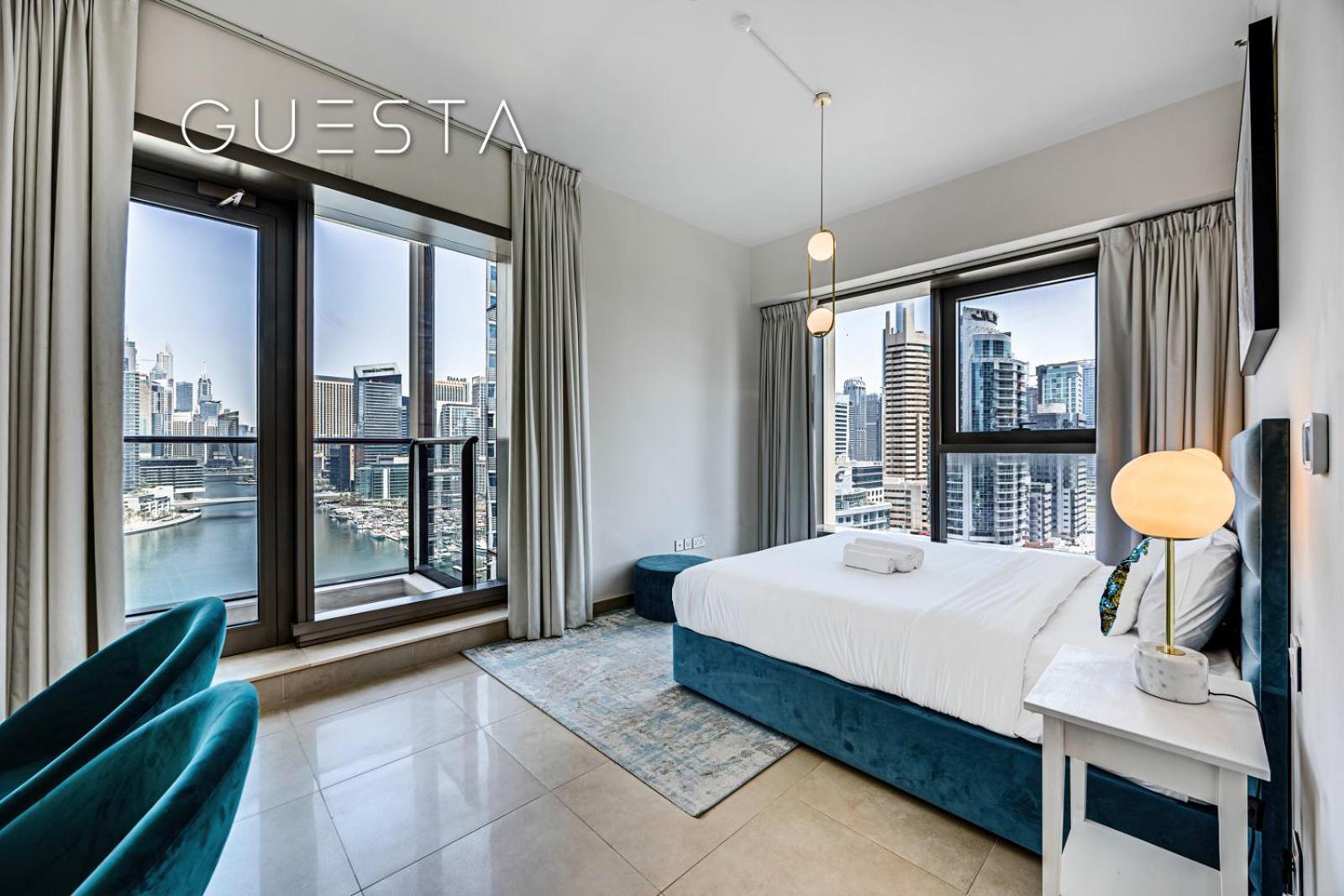 Sparkle Tower, Dubai Marina Exterior photo
